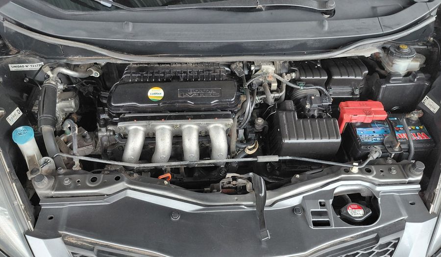 Honda Fit 1.3 LX-L MT Hatchback 2012
