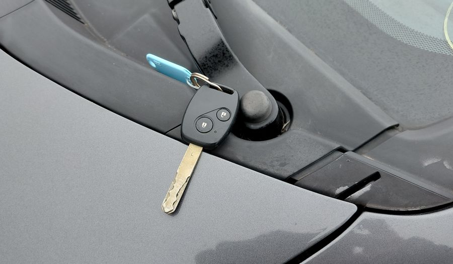 Honda Fit 1.3 LX-L MT Hatchback 2012