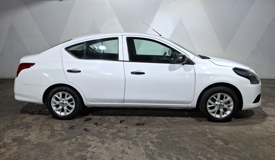 Nissan V-drive 1.6 V-DRIVE A/C Sedan 2022
