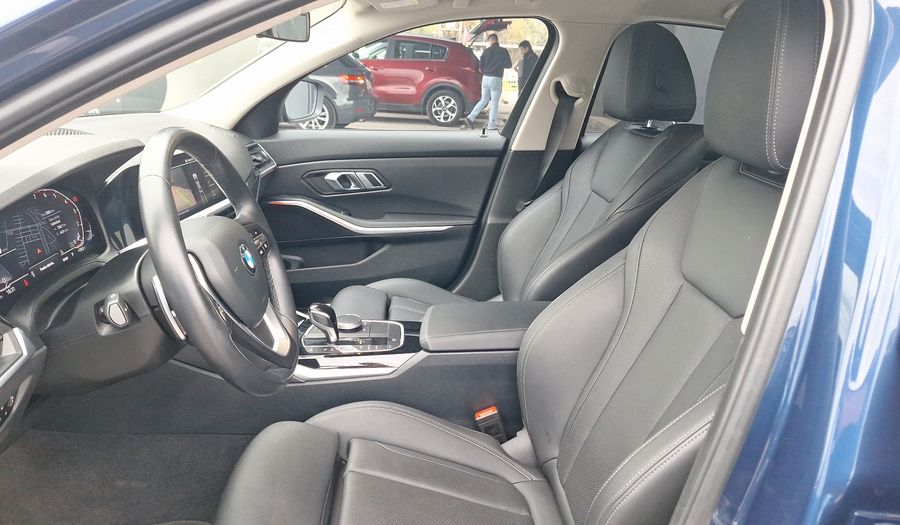 Bmw Serie 3 2.0 320I A URBAN Sedan 2022