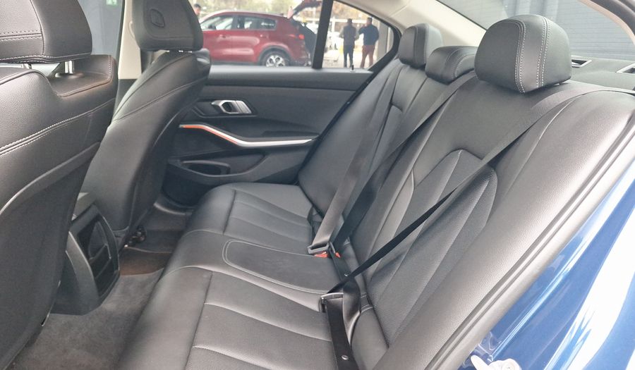 Bmw Serie 3 2.0 320I A URBAN Sedan 2022