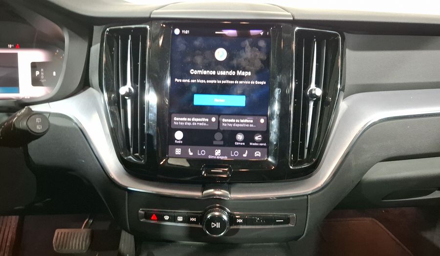 Volvo Xc60 2.0 B5 MHEV MOMENTUM AUTO AWD Suv 2022