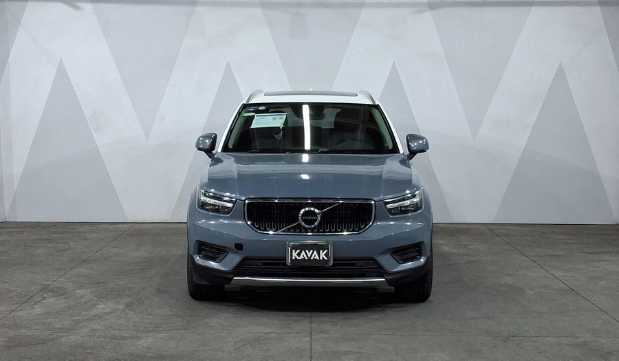Volvo Xc40 2.0 T5 MOMENTUM AUTO 4WD Suv 2020