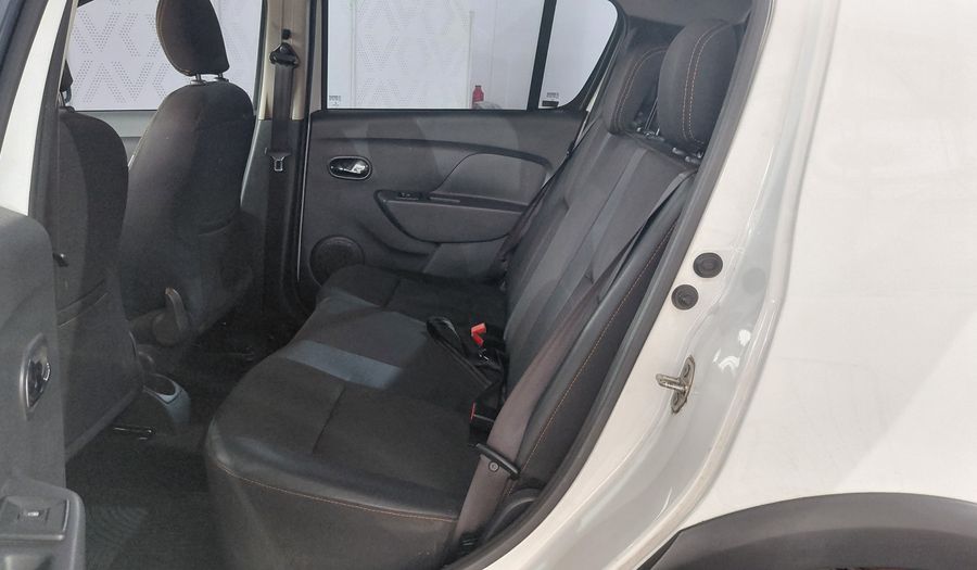 Renault Sandero Stepway 1.6 STEPWAY PRIVILEGE PH2 Hatchback 2015
