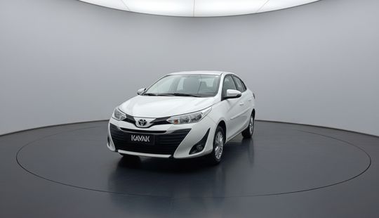 Toyota • Yaris