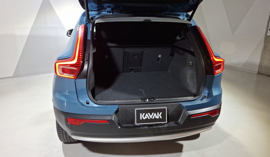 Volvo Xc40 2.0 B4 MHEV ULTIMATE AUTO Suv 2024