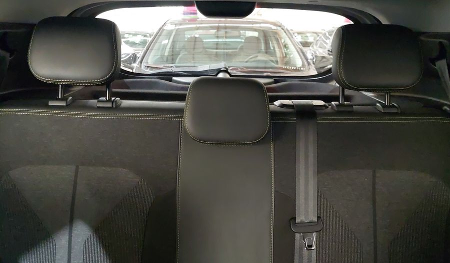 Renault Kwid 1.0 OUTSIDER Hatchback 2024