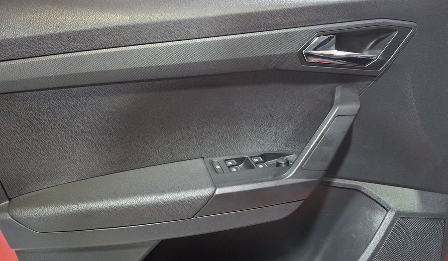 Seat Ibiza 1.6 STYLE Hatchback 2021
