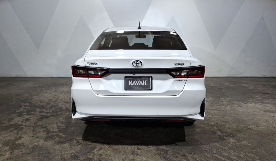 Toyota Yaris 1.5 BASE CVT Sedan 2023