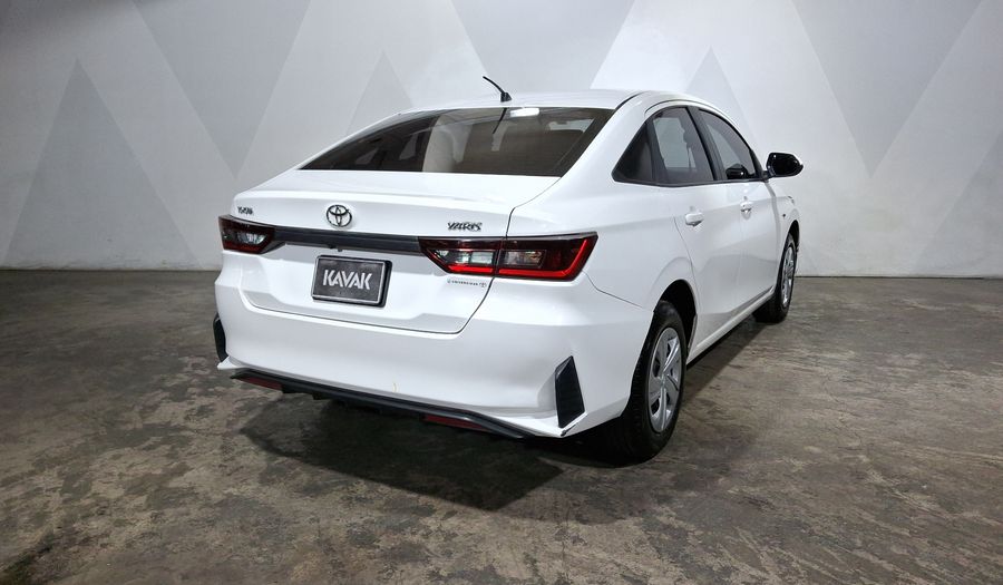 Toyota Yaris 1.5 BASE CVT Sedan 2023