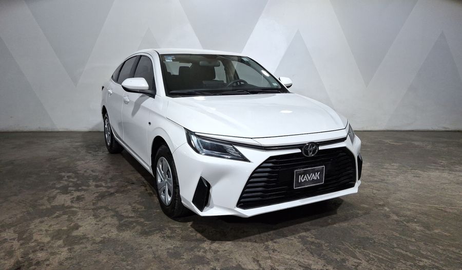 Toyota Yaris 1.5 BASE CVT Sedan 2023