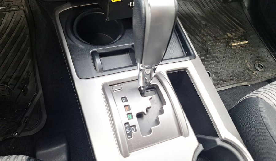 Toyota 4runner 4.0 SR5 AUTO Suv 2015