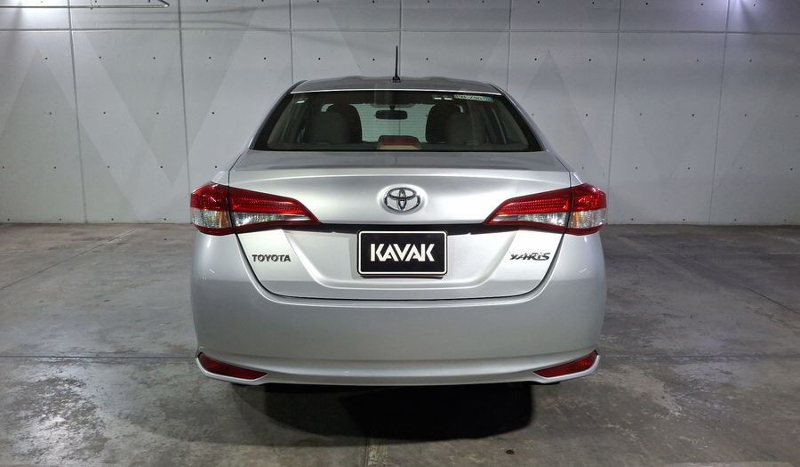 Toyota Yaris 1.5 CORE Sedan 2022