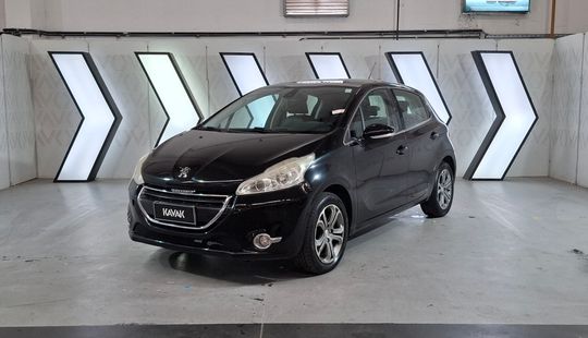 Peugeot • 208