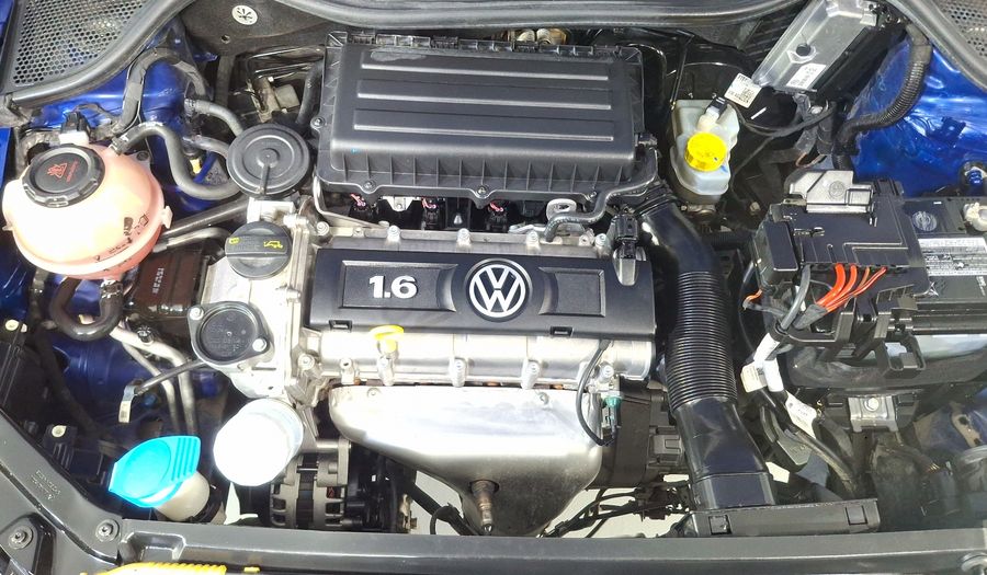 Volkswagen Polo 1.6 COMFORTLINE PLUS Hatchback 2020