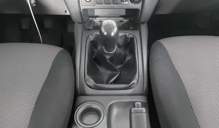 Mitsubishi L200 2.4 GASOLINA GLS DOBLE CABINA 4X2 Pickup 2018