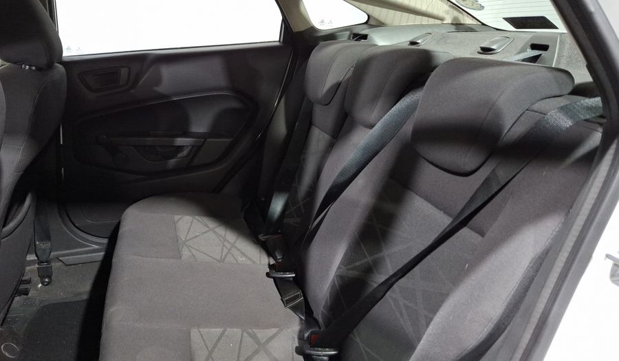 Ford Fiesta 1.6 S MT Sedan 2014