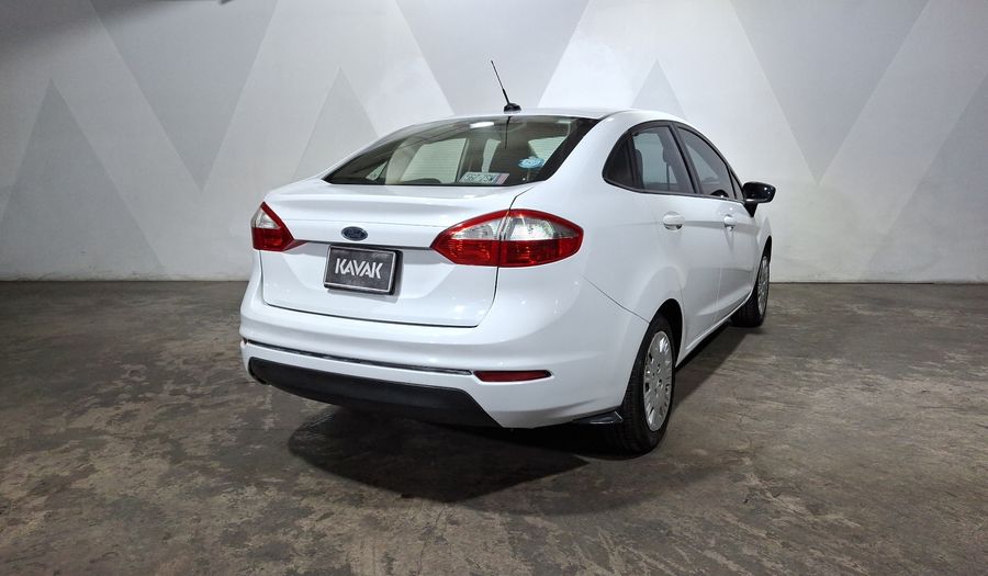 Ford Fiesta 1.6 S MT Sedan 2014