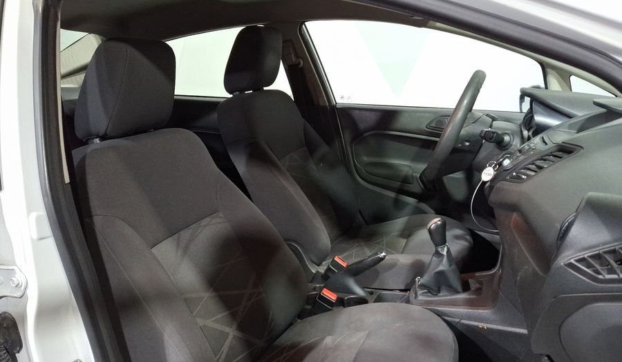 Ford Fiesta 1.6 S MT Sedan 2014