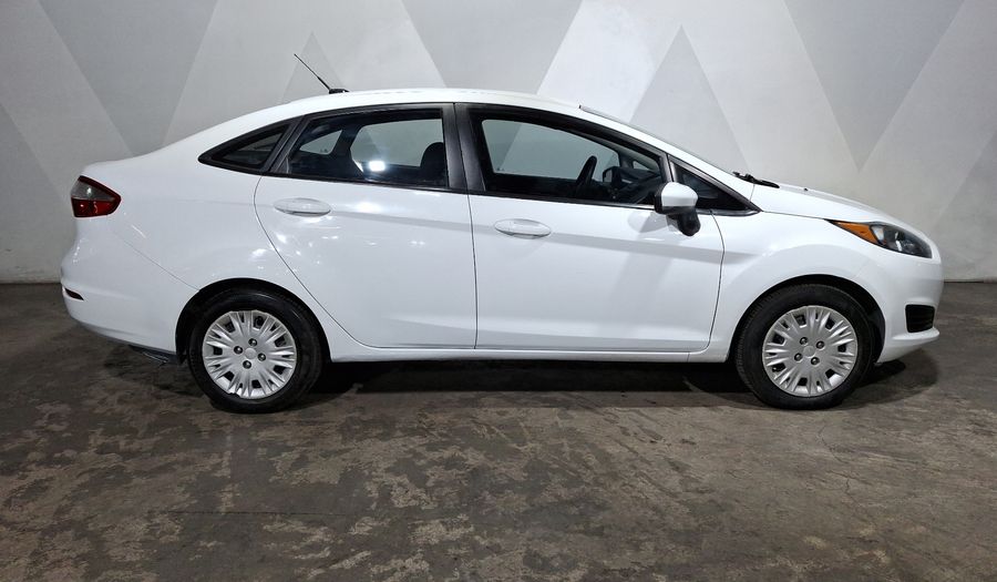 Ford Fiesta 1.6 S MT Sedan 2014