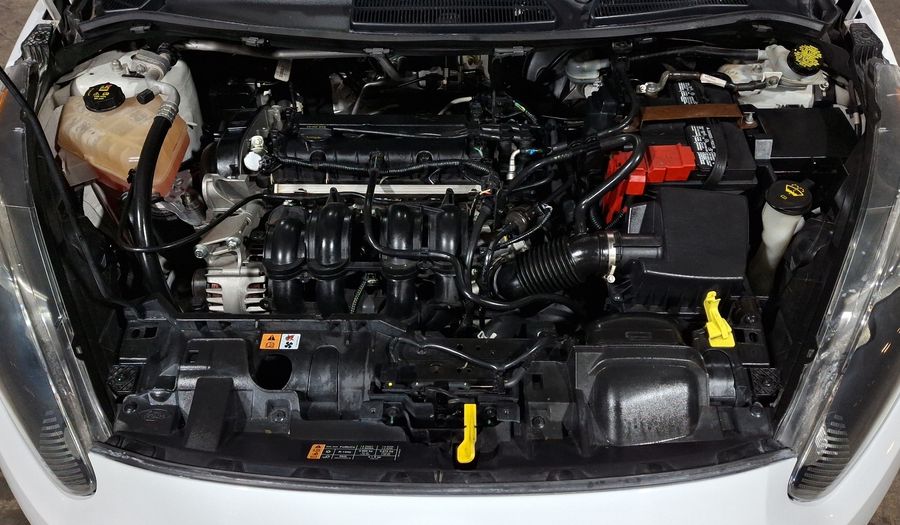 Ford Fiesta 1.6 S MT Sedan 2014