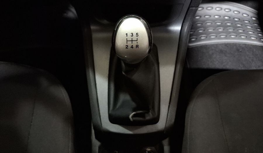 Ford Fiesta 1.6 S MT Sedan 2014