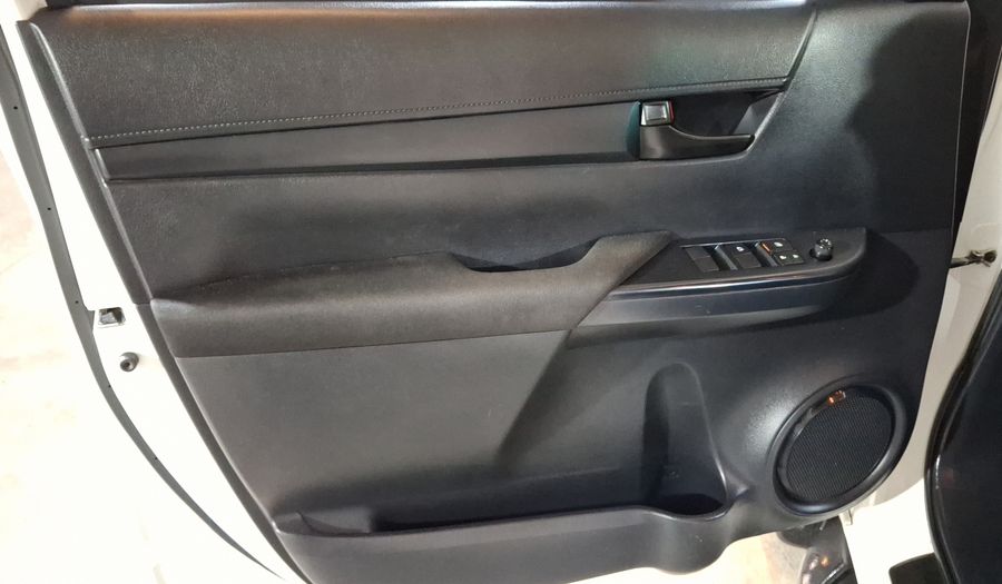 Toyota Hilux 2.7 SR DOBLE CABINA Pickup 2022