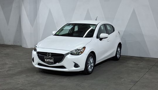 Mazda • Mazda 2