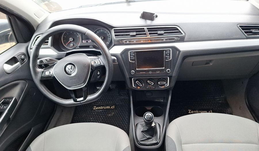 Volkswagen Gol 1.6 HIGHLINE Hatchback 2021