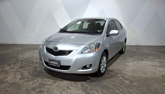 Toyota • Yaris
