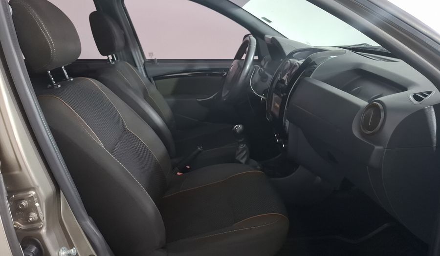 Renault Duster 2.0 DYNAMIQUE MEDIA NAV MT Suv 2017