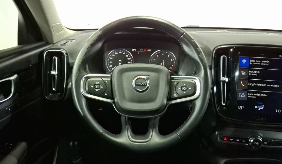 Volvo Xc40 2.0 T4 MOMENTUM AUTO Suv 2021