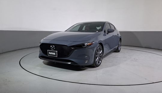 Mazda • Mazda 3
