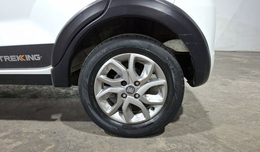 Fiat Mobi 1.0 TREKKING Hatchback 2021