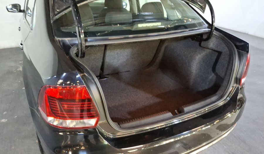 Volkswagen Vento 1.6 HIGHLINE STD. Sedan 2018