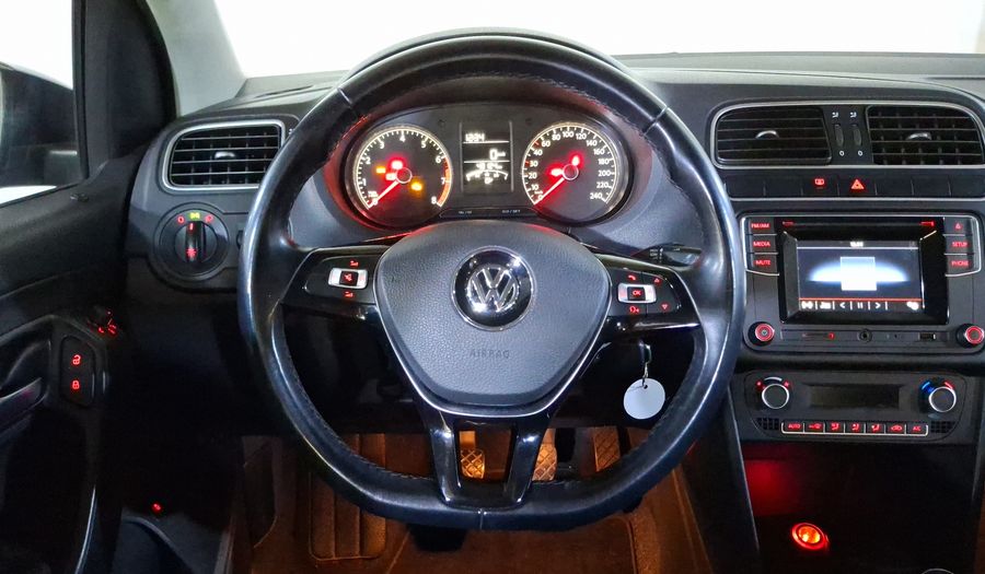 Volkswagen Vento 1.6 HIGHLINE STD. Sedan 2018