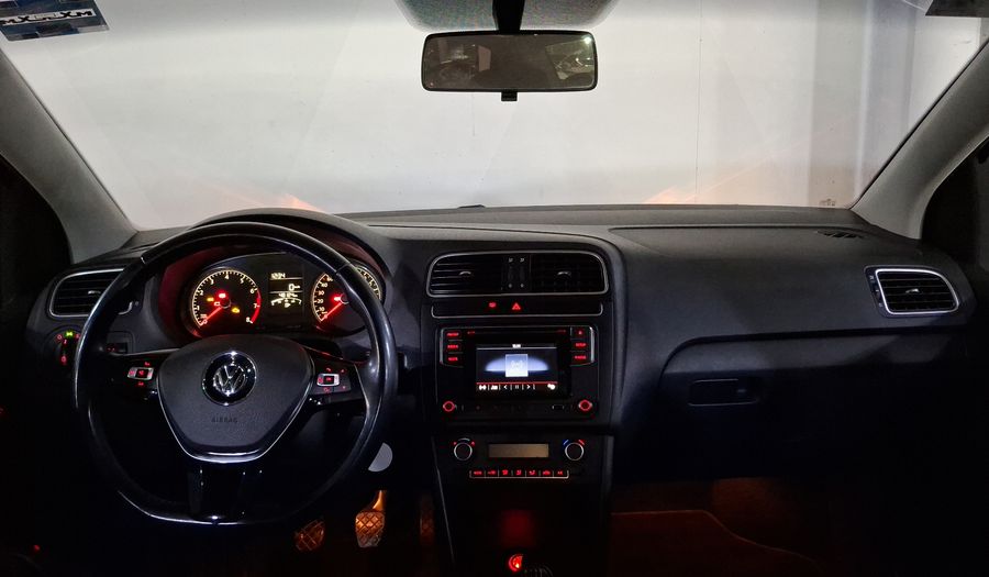 Volkswagen Vento 1.6 HIGHLINE STD. Sedan 2018