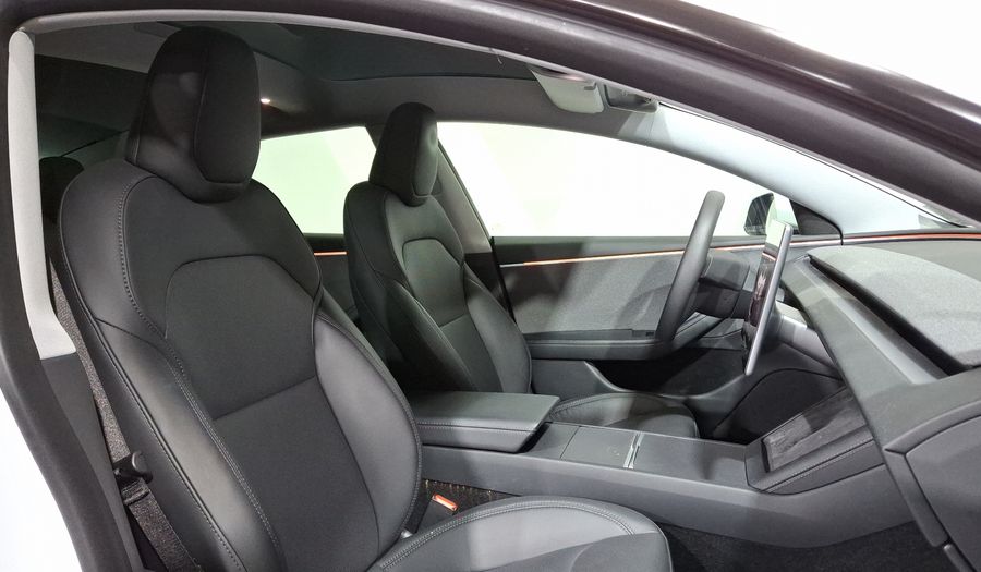 Tesla Model 3 BEV STANDARD RANGE PLUS AUTO Sedan 2024