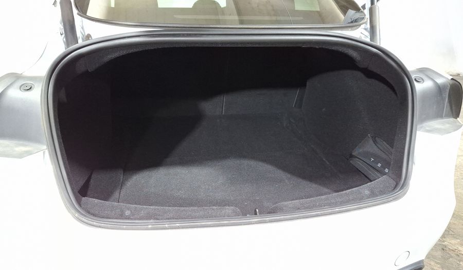 Tesla Model 3 BEV STANDARD RANGE PLUS AUTO Sedan 2024