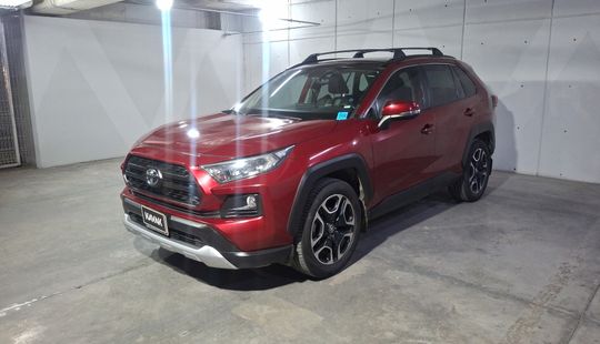 Toyota • RAV4