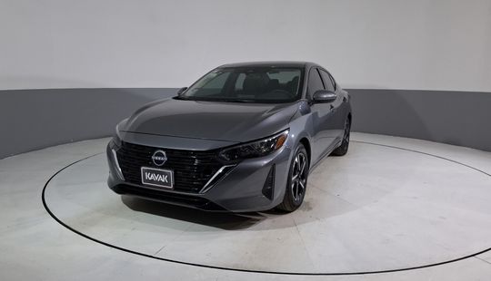 Nissan • Sentra