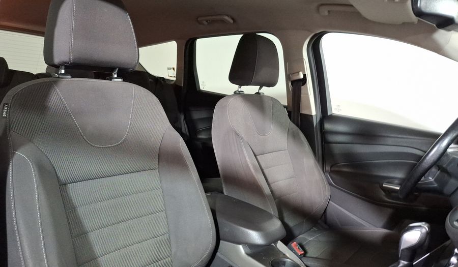 Ford Escape 2.5 S PLUS I4 AT Suv 2015