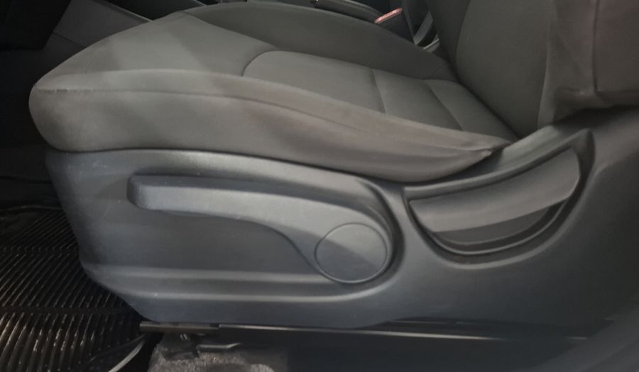 Kia Rio 1.6 EX MT Hatchback 2016