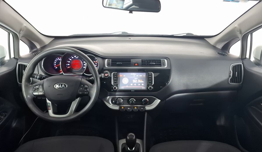 Kia Rio 1.6 EX MT Hatchback 2016