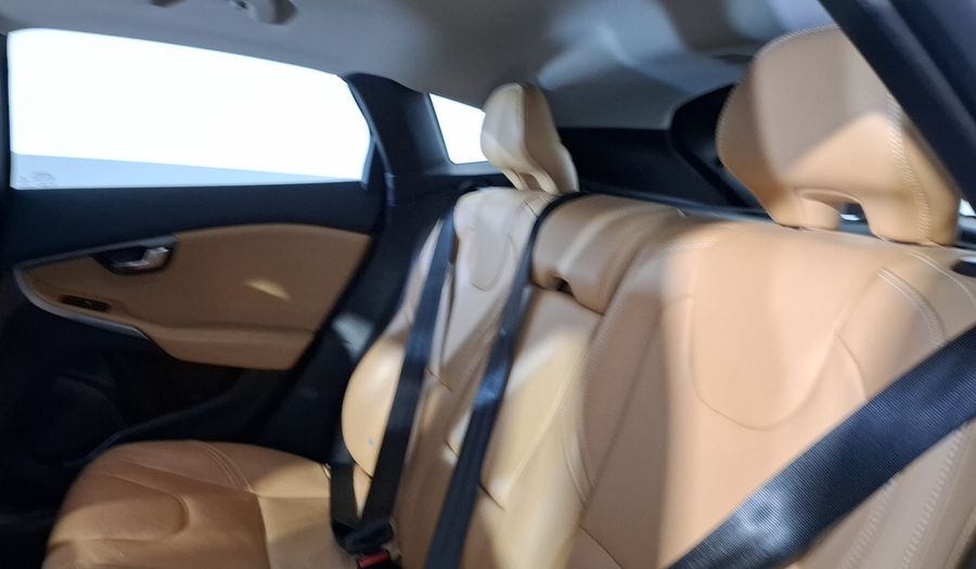 Volvo V40 1.5 ADDITION T3 Hatchback 2018