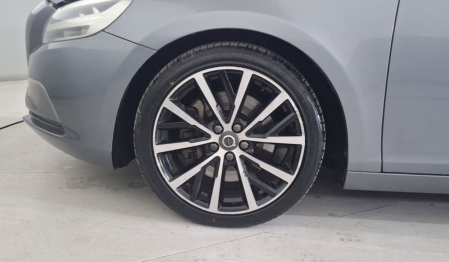 Volvo V40 1.5 ADDITION T3 Hatchback 2018