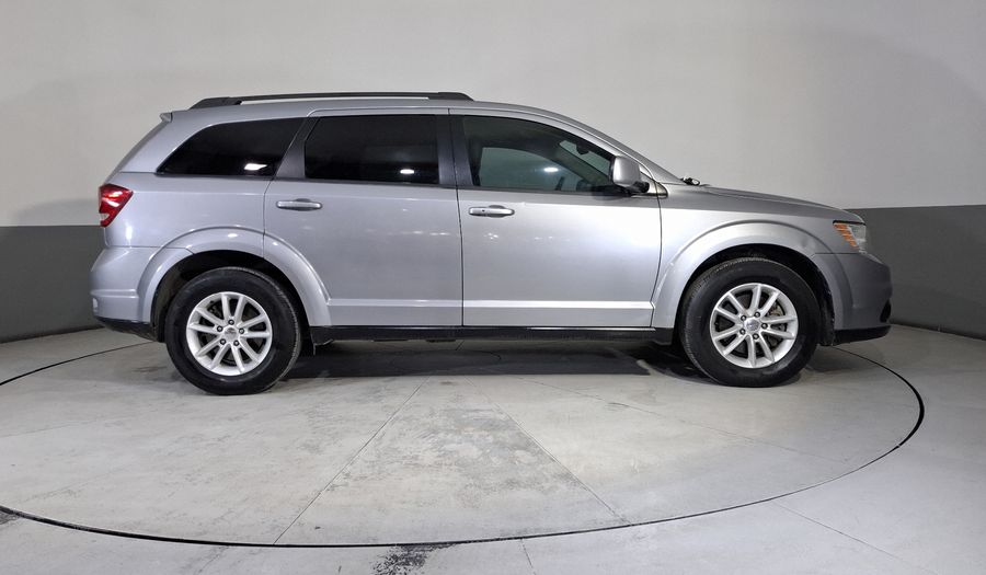 Dodge Journey 2.4 SXT+ 5 PASAJEROS Suv 2015