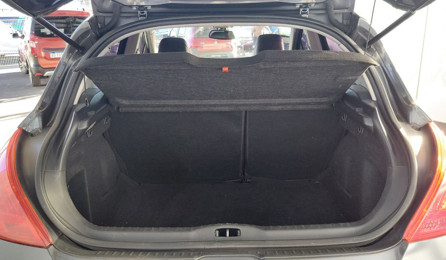 Peugeot 308 1.6 HDI FELINE Hatchback 2012