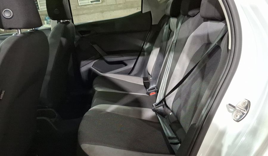 Seat Ibiza 1.6 STYLE Hatchback 2021
