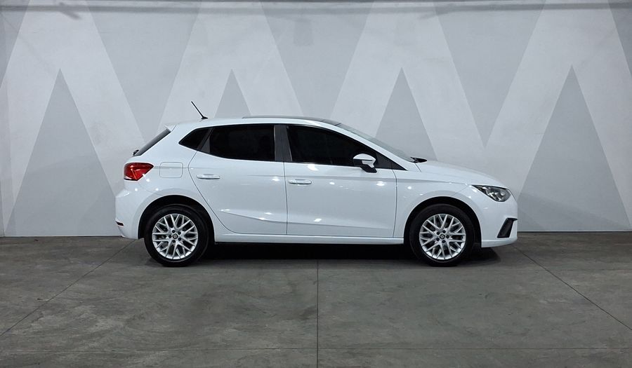 Seat Ibiza 1.6 STYLE Hatchback 2021